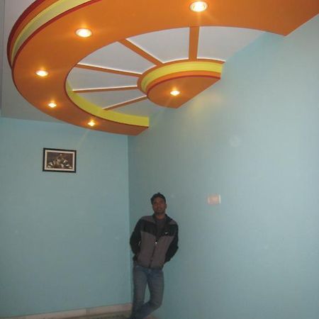 Krishna Paying Guest House Varanasi Eksteriør bilde