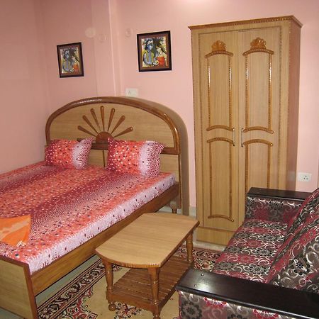 Krishna Paying Guest House Varanasi Rom bilde